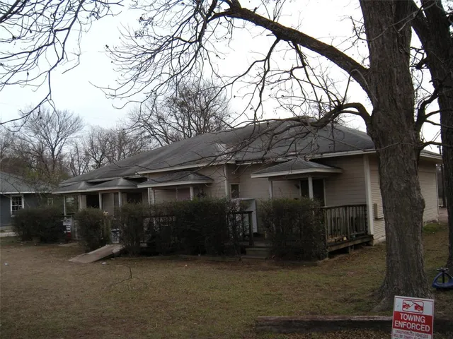 $250,000 | 2180 East Cherry Street, Paris, TX 75460