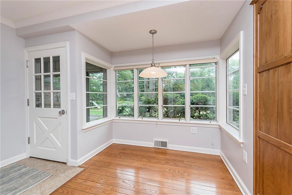 44 Wellington Road Indianapolis, IN 46260 - Photo 15 of 30 Gallery Image 15