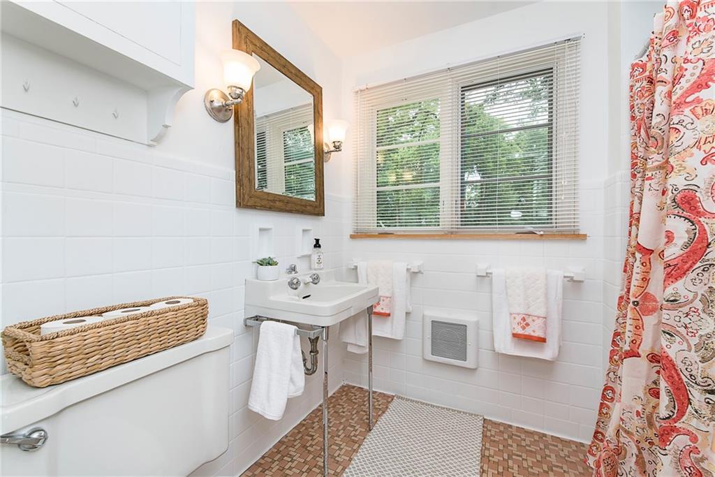 44 Wellington Road Indianapolis, IN 46260 - Photo 25 of 30 Gallery Image 25