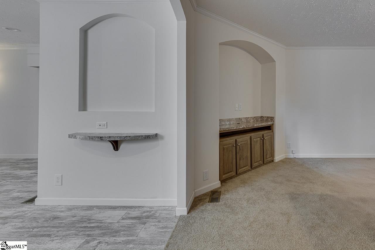 305 West Bagwell Road Liberty, SC 29657 - Photo 6 of 29