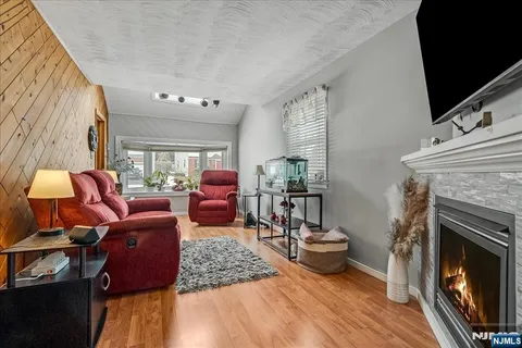 $649,000 | 11 Beech Street, Cedar Grove, NJ 07009