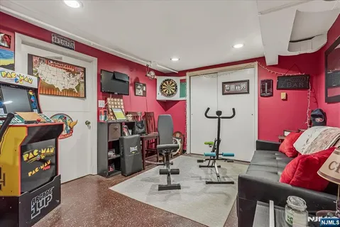 $649,000 | 11 Beech Street, Cedar Grove, NJ 07009