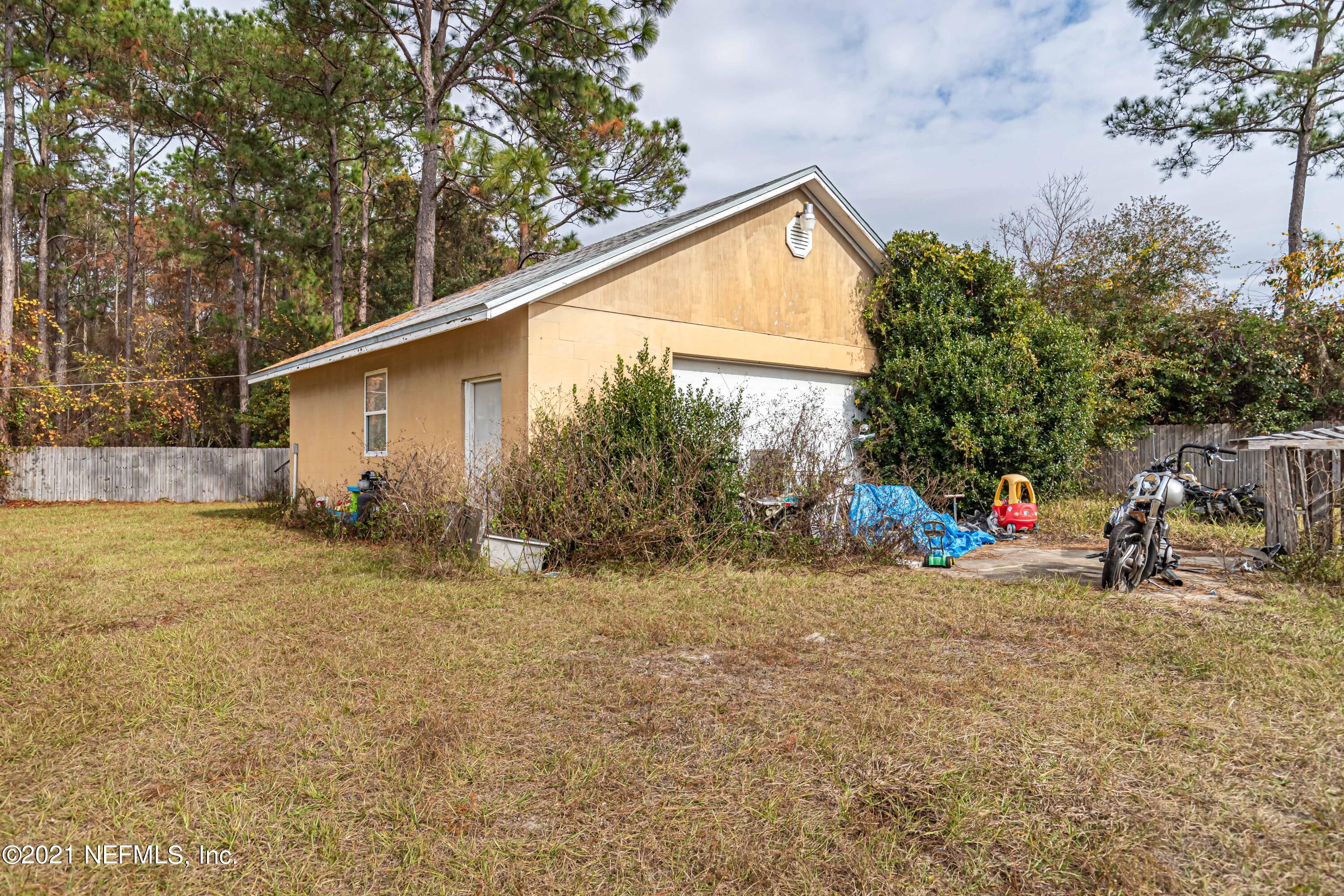 1999 Gentlebreeze Road Middleburg, FL 32068 - Photo 30 of 31 29 Garage-2