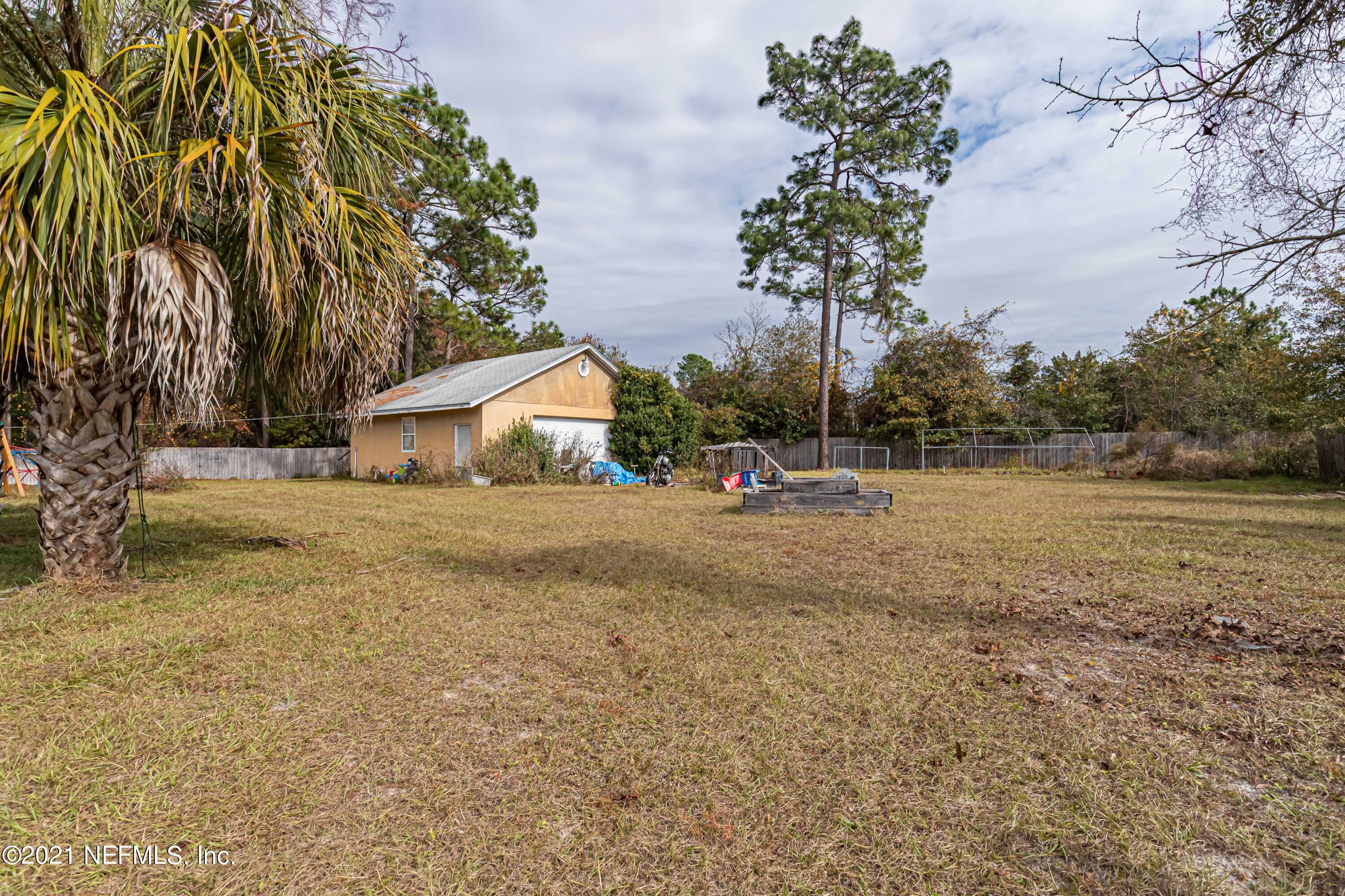 1999 Gentlebreeze Road Middleburg, FL 32068 - Photo 31 of 31 30 Garage-3