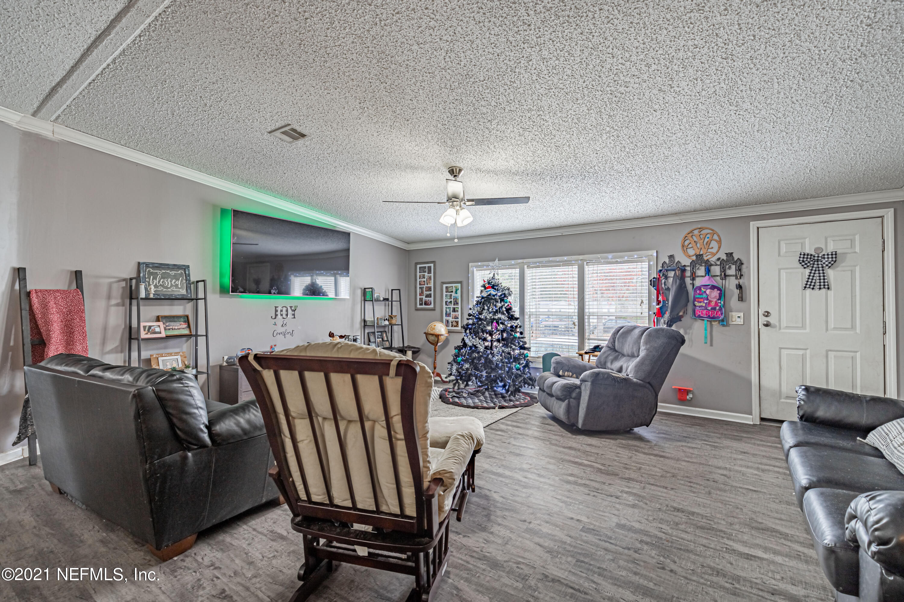1999 Gentlebreeze Road Middleburg, FL 32068 - Photo 6 of 31 5 Family Room-2