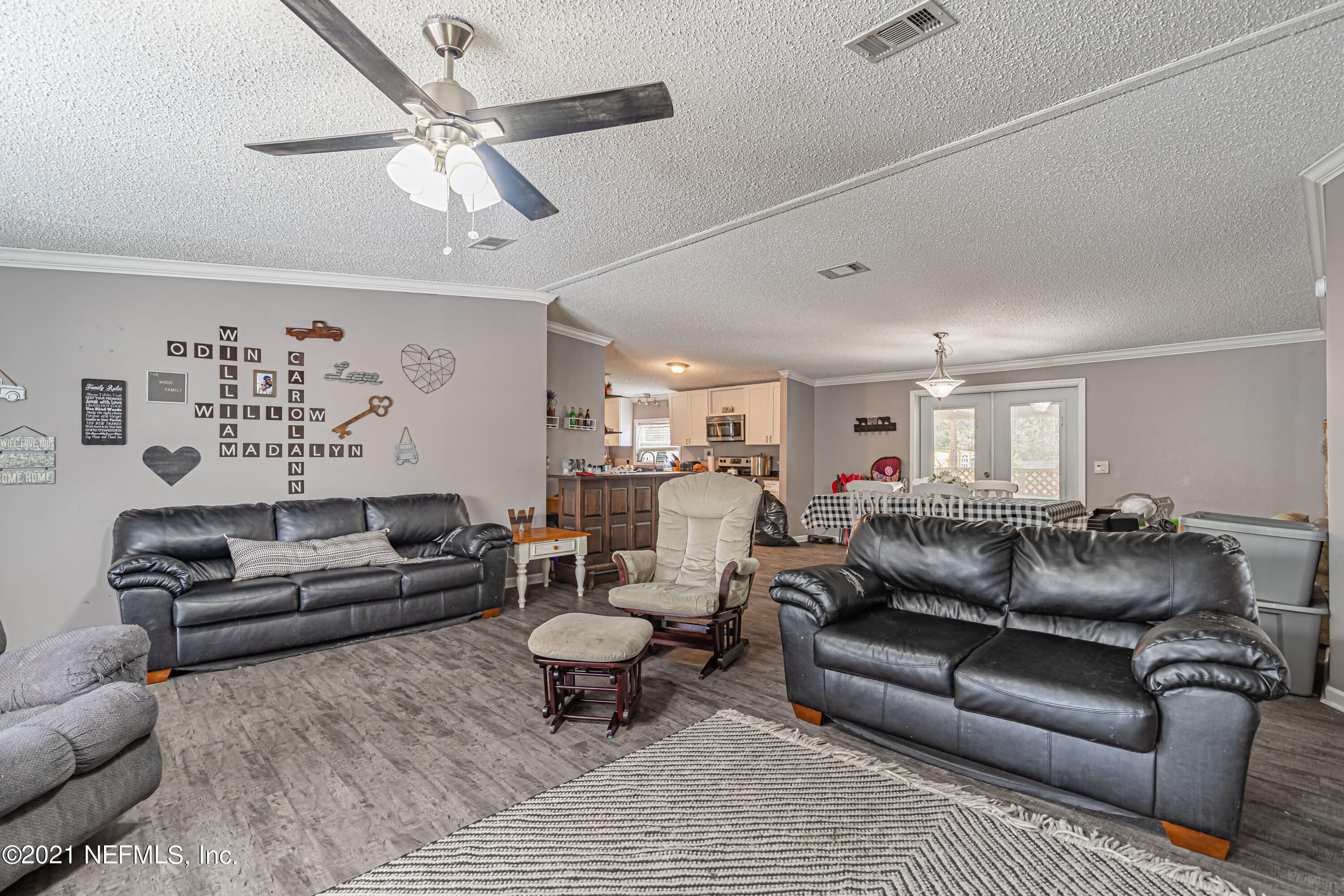 1999 Gentlebreeze Road Middleburg, FL 32068 - Photo 7 of 31 6 Family Room-3