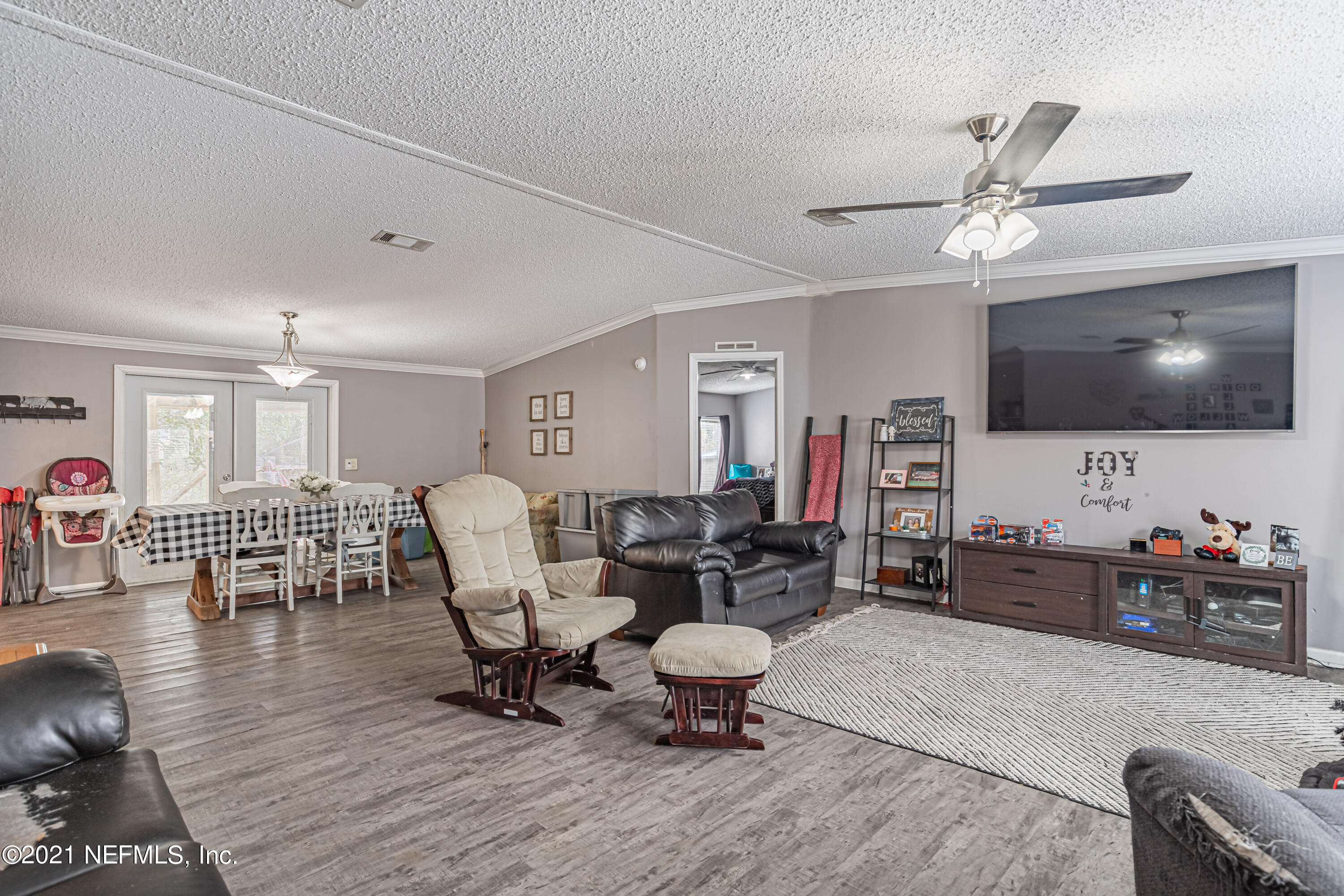 1999 Gentlebreeze Road Middleburg, FL 32068 - Photo 8 of 31 7 Family Room-4
