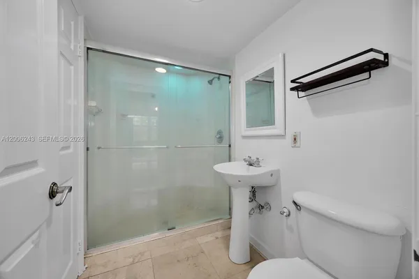 $2,850 | 1280 South Alhambra Circle, Unit 2316, Coral Gables, FL 33146