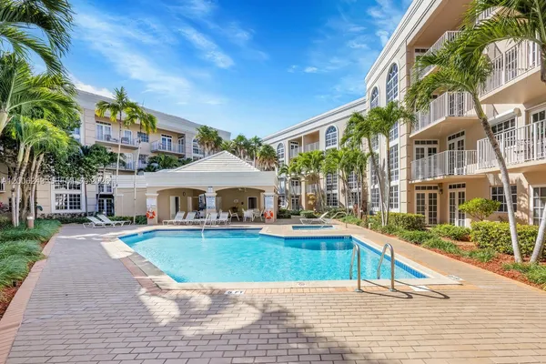$2,850 | 1280 South Alhambra Circle, Unit 2316, Coral Gables, FL 33146