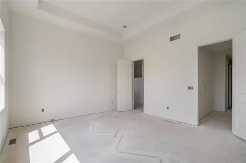 $750,950 | 8996 Shady Bend Road, Lenexa, KS 66227