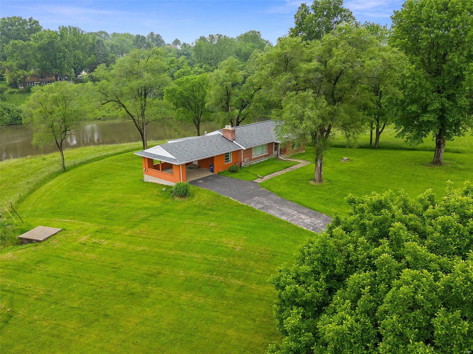 13595 Old Jamestown Road Black Jack, MO 63033 - Photo 29 of 30