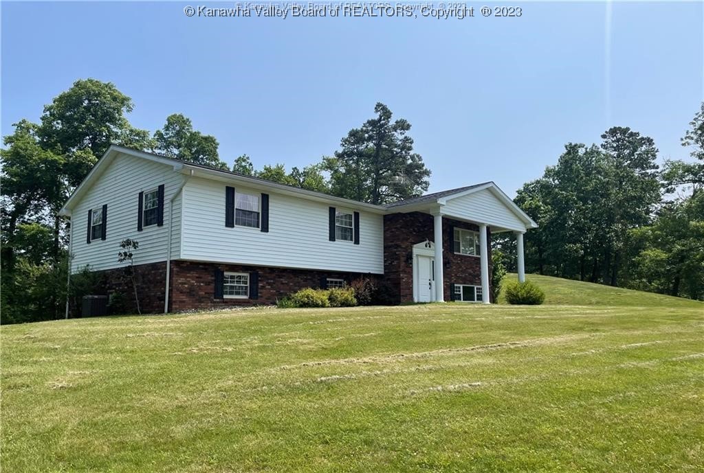 1759 Kentuck Road Kenna, WV 25248 - Photo 22 of 34 Gallery Image 22