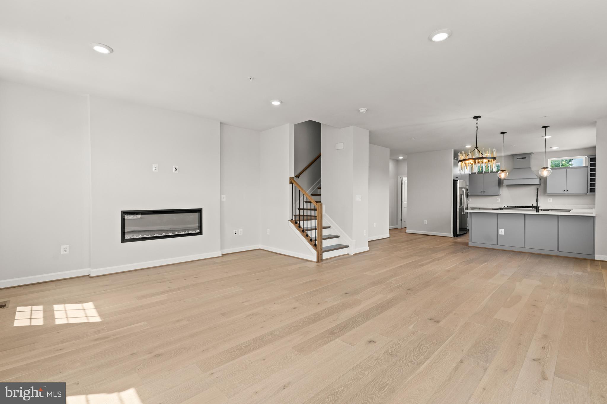 623 Trimaran Way Oxon Hill, MD 20745 - Photo 19 of 45 a view of a kitchen with a sink