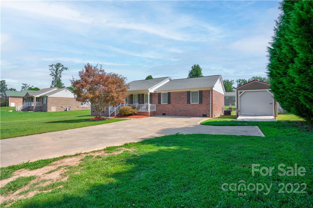 1435 Bethlehem Road Kings Mountain, NC 28086 - Photo 2 of 27 Gallery Image 2