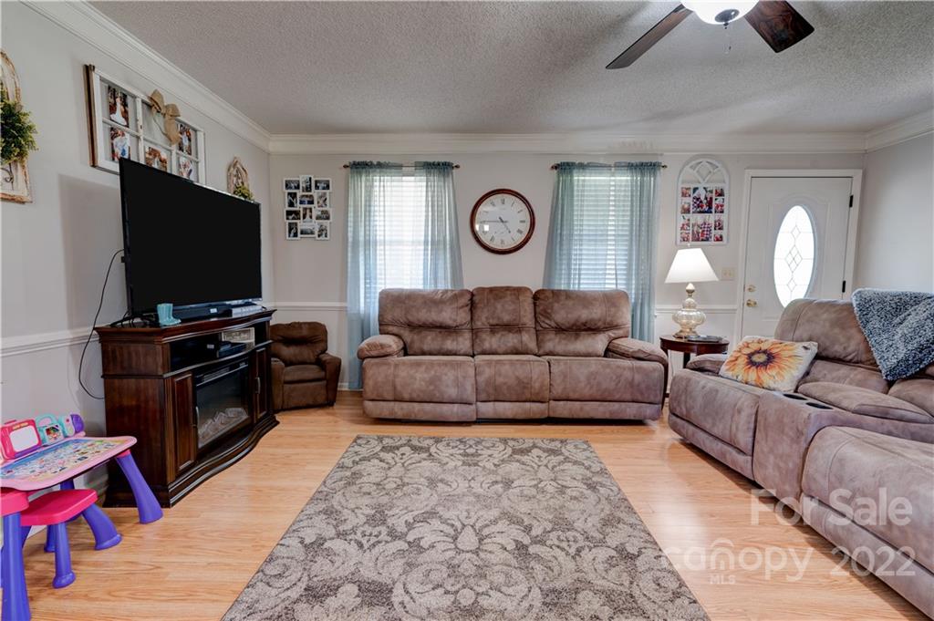 1435 Bethlehem Road Kings Mountain, NC 28086 - Photo 5 of 27 Gallery Image 5