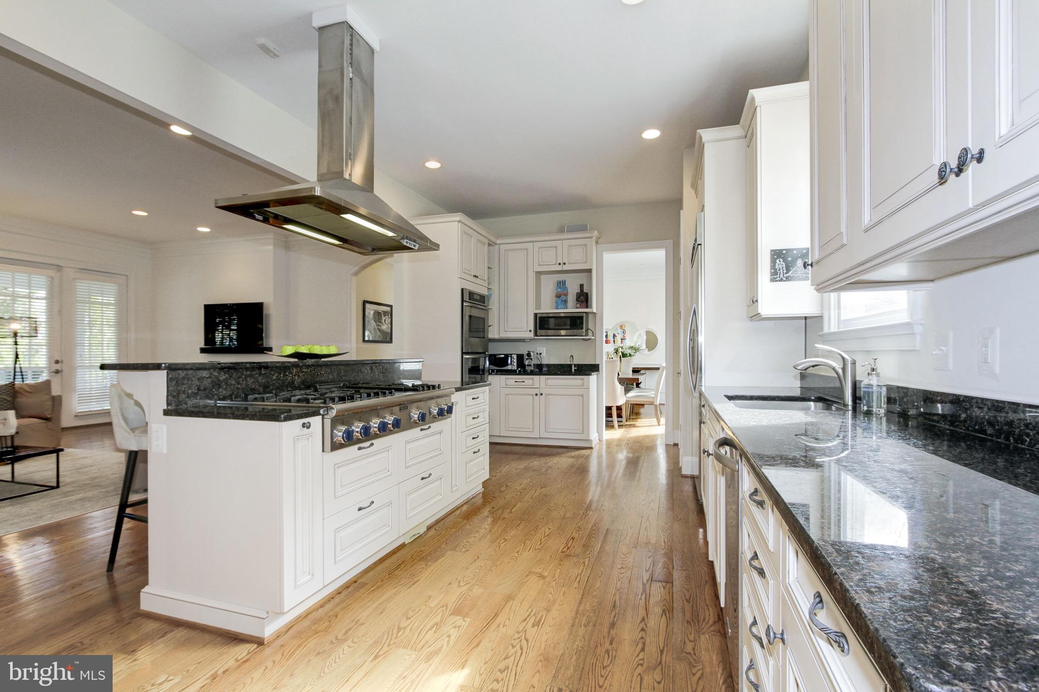 7612 Exeter Road Bethesda, MD 20814 - Photo 18 of 55 Kitchen