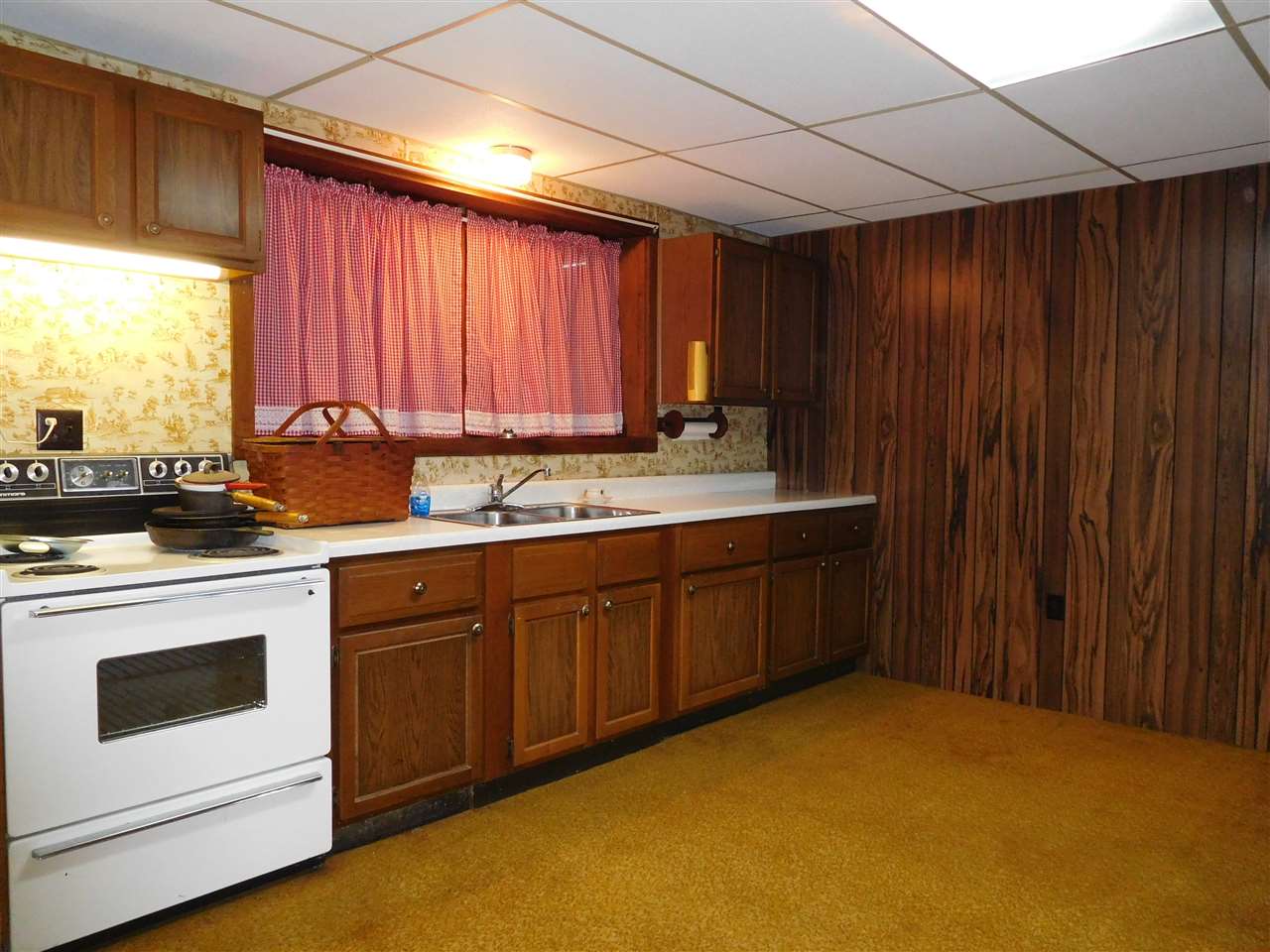 3960 North Thomas Road Bloomington, IN 47404 - Photo 15 of 36