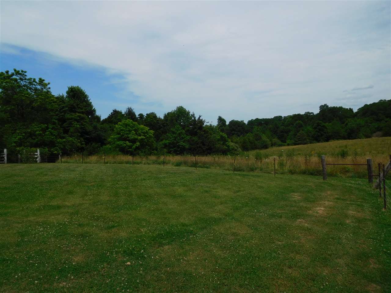 3960 North Thomas Road Bloomington, IN 47404 - Photo 24 of 36