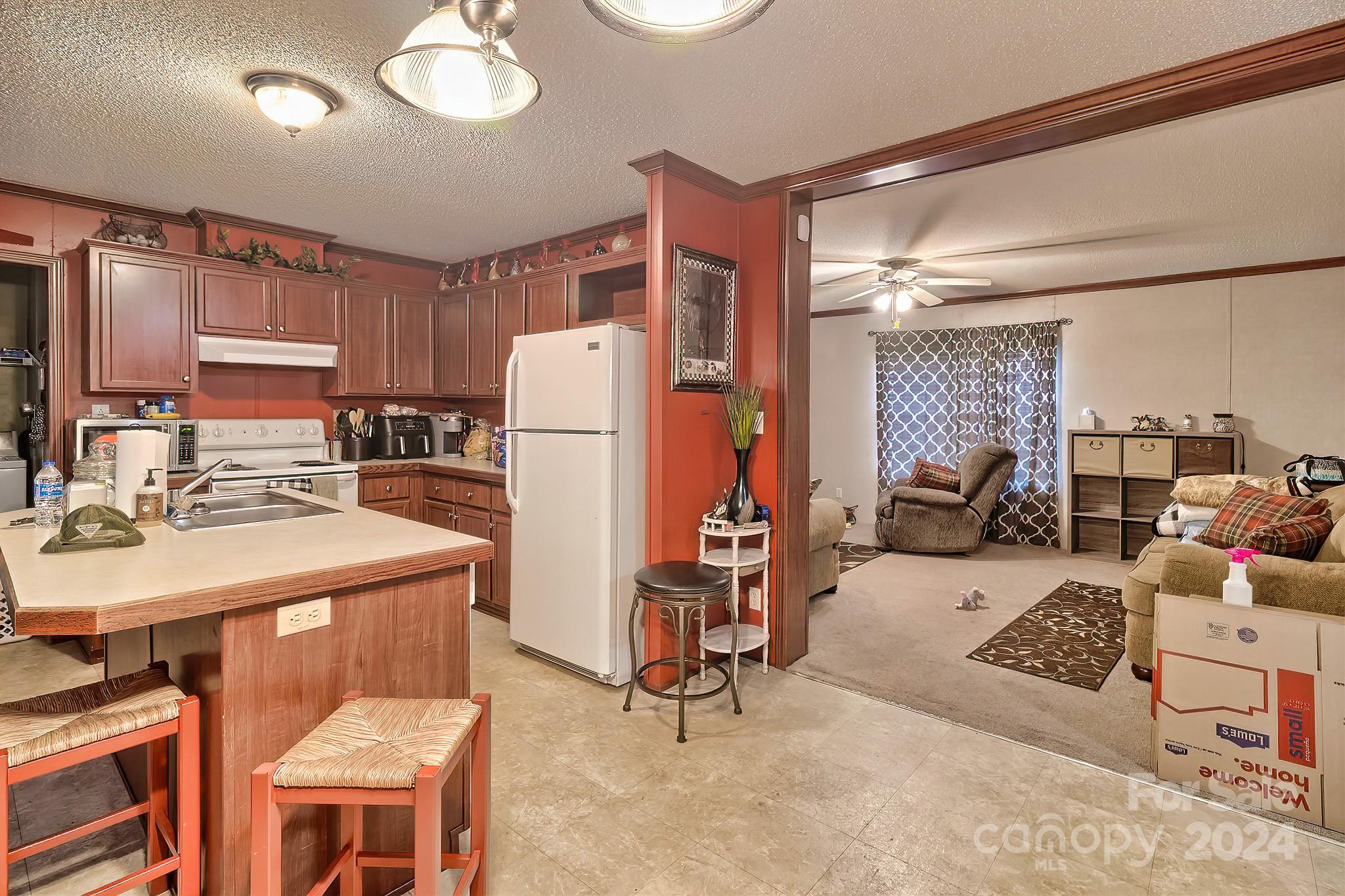 302 Chestnut Street Bethune, SC 29009 - Photo 11 of 20 Gallery Image 11