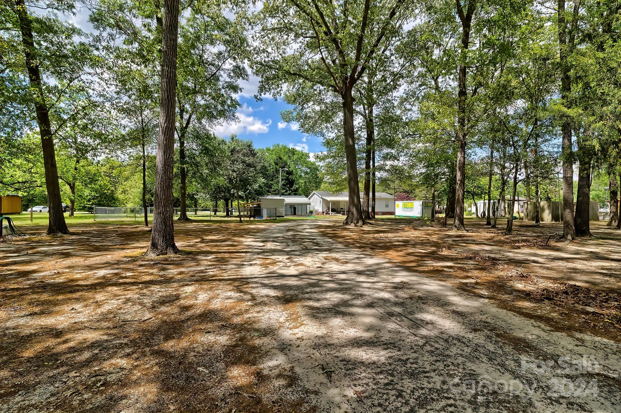 302 Chestnut Street Bethune, SC 29009 - Photo 5 of 20 Gallery Image 5