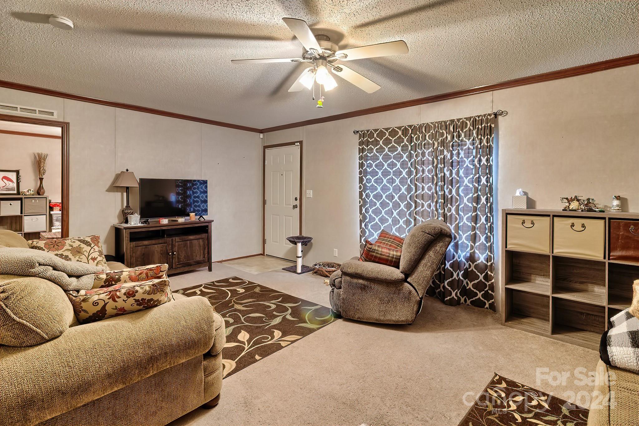 302 Chestnut Street Bethune, SC 29009 - Photo 7 of 20 Gallery Image 7