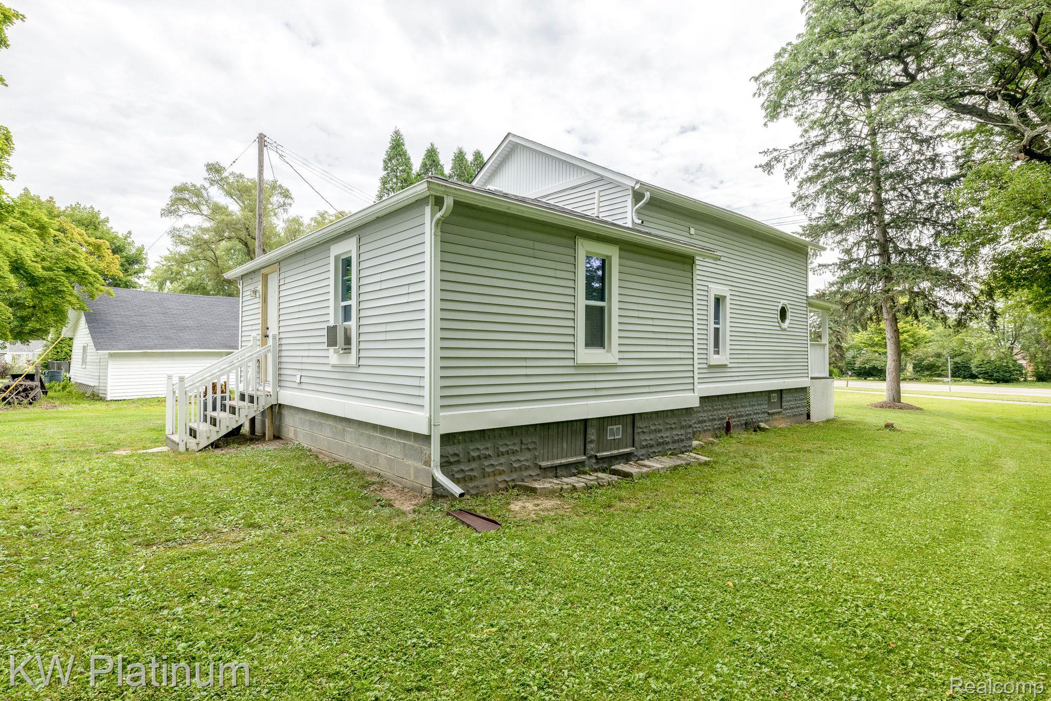 1812 River Road St. Clair, MI 48079 - Photo 35 of 38