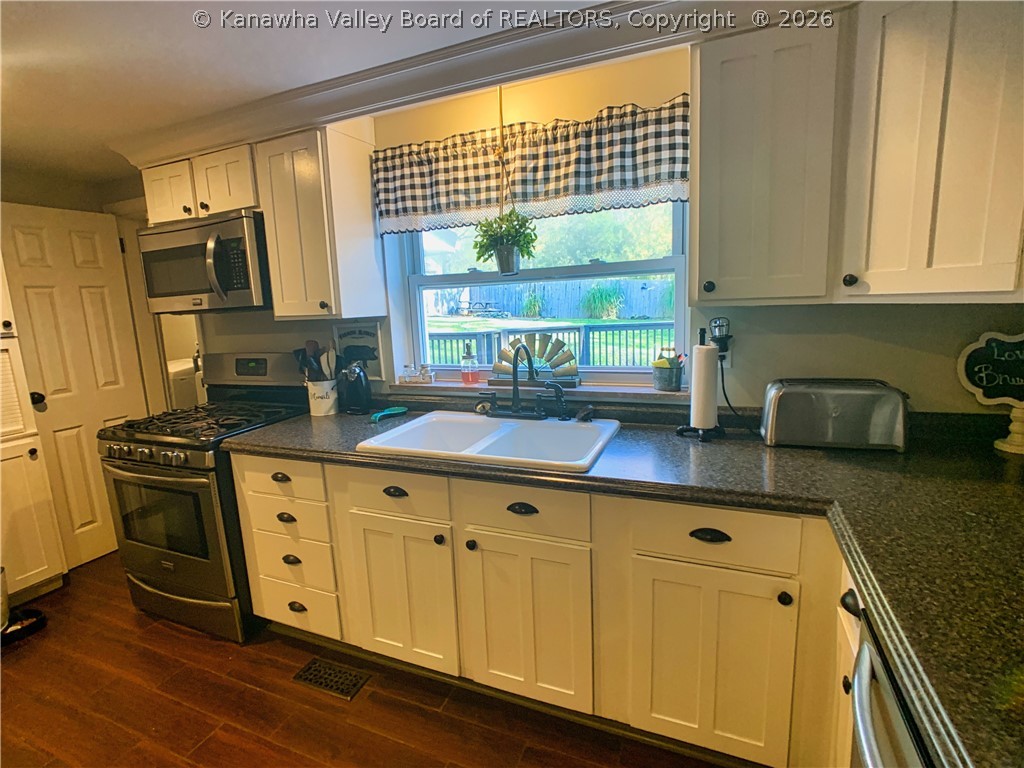 113 North Pinch Road Elkview, WV 25071 - Photo 23 of 49 Gallery Image 23