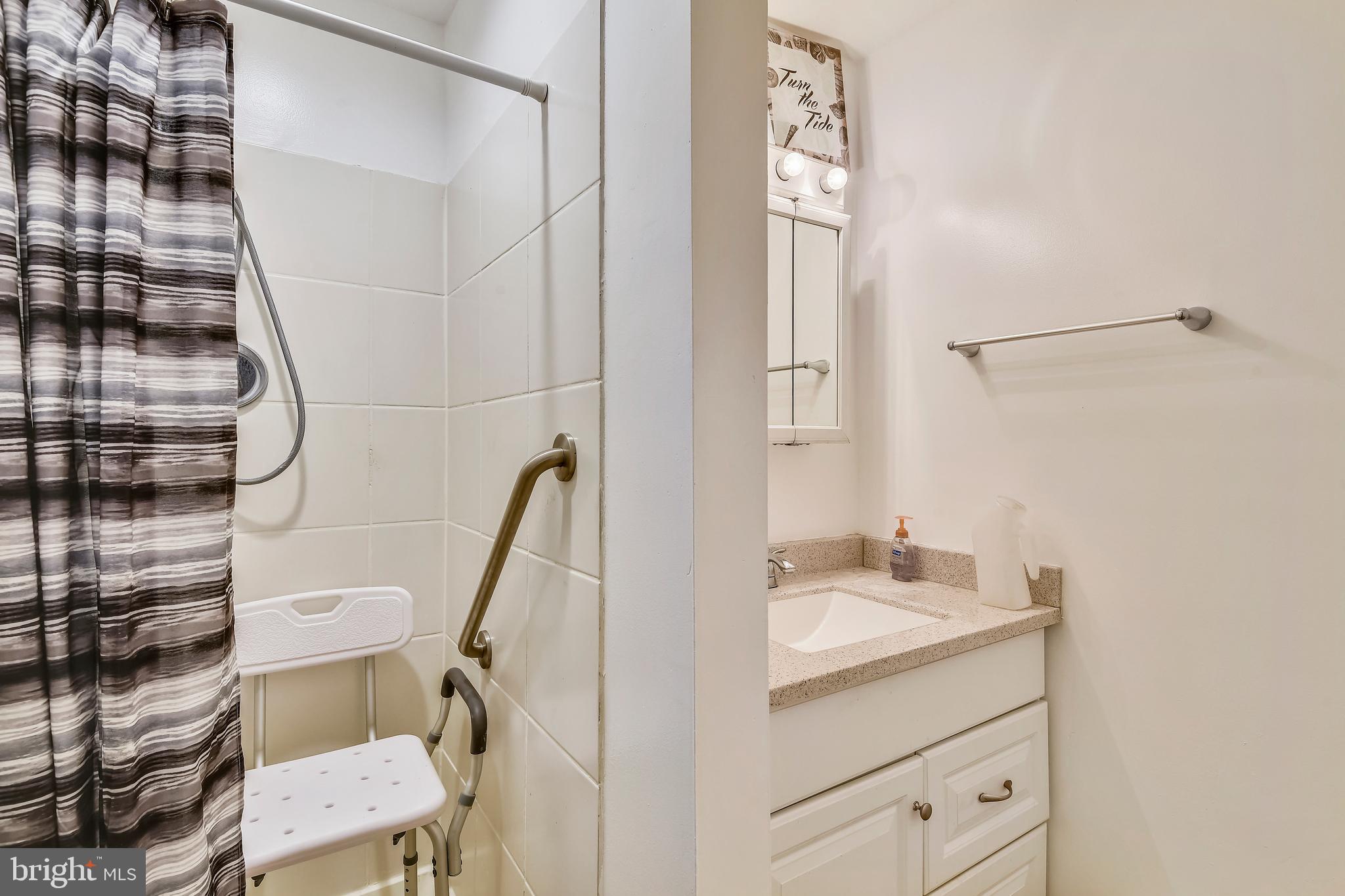 2946 Seminole Road Woodbridge, VA 22192 - Photo 30 of 34 Gallery Image 30