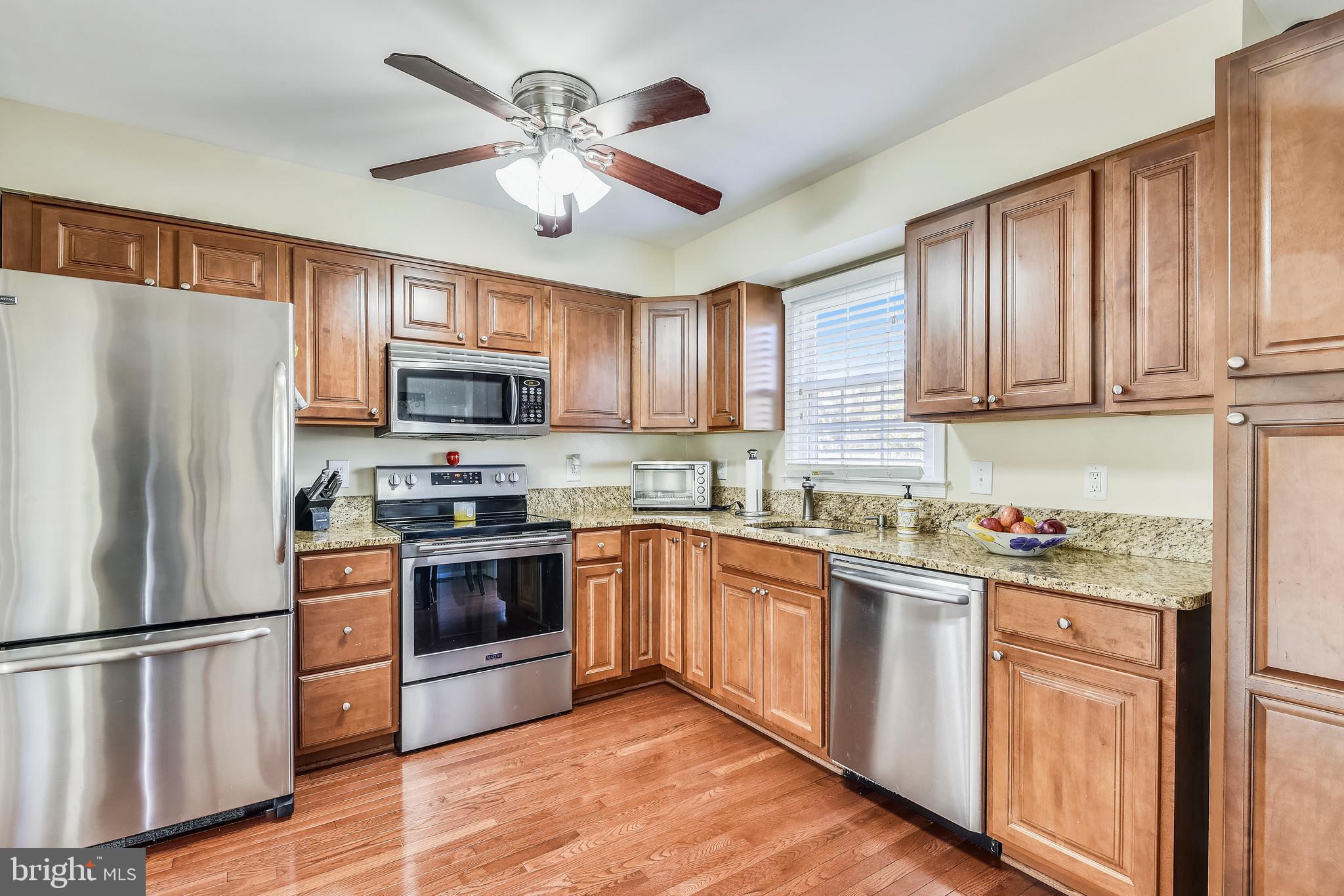 2946 Seminole Road Woodbridge, VA 22192 - Photo 9 of 34 Gallery Image 9