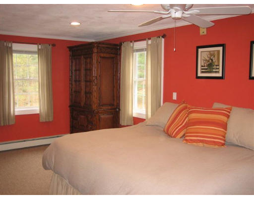 268 Rocky Hill Road Rehoboth, MA 02769 - Photo 5 of 12 Gallery Image 5