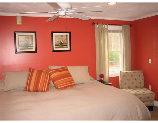 268 Rocky Hill Road Rehoboth, MA 02769 - Photo 6 of 12 Gallery Image 6