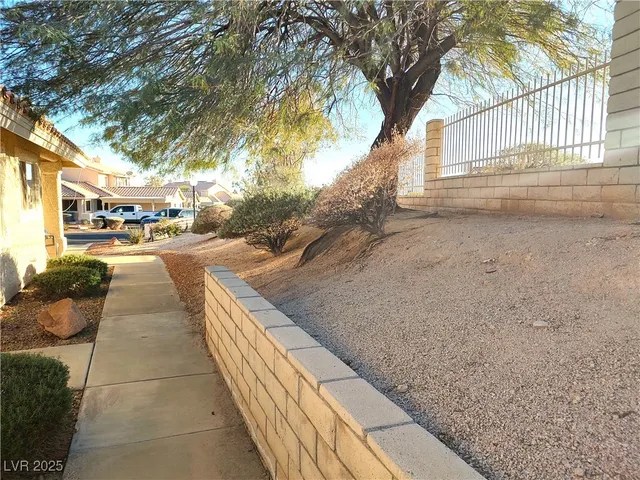 $235,000 | 2288 Camel Mesa Drive, Laughlin, NV 89029