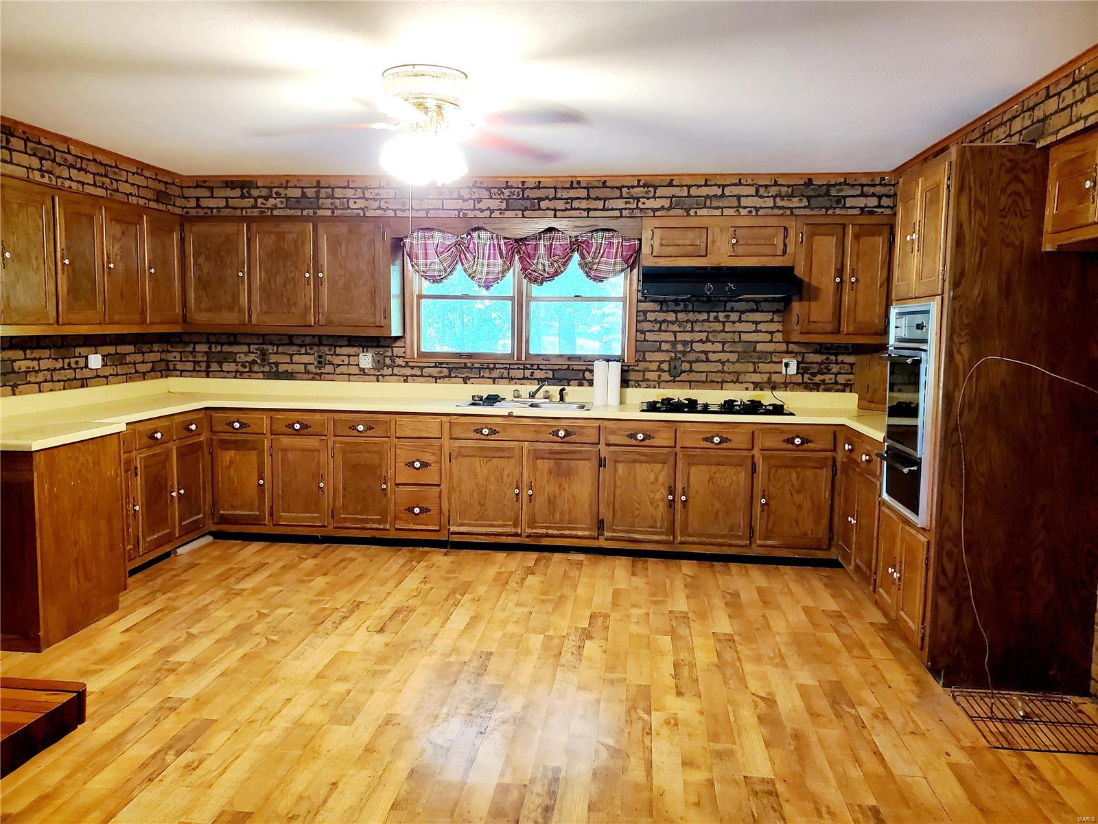 5775 Chester Road Sparta, IL 62286 - Photo 10 of 33