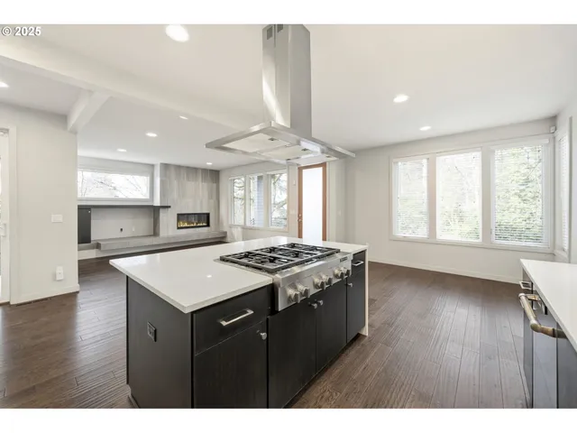 $1,150,000 | 3970 Southeast Reedway Street, Portland, OR 97202