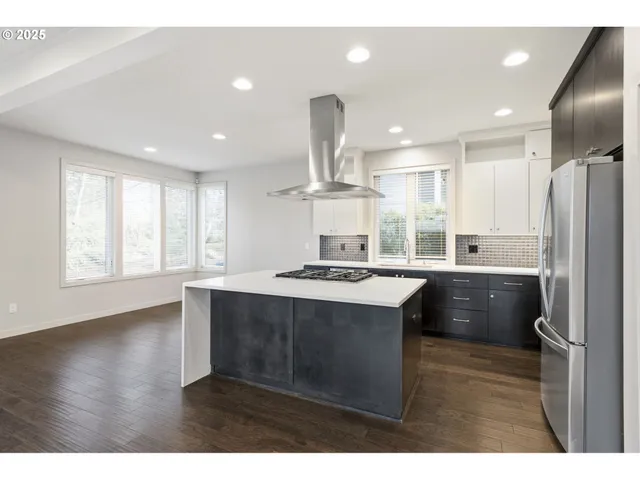 $1,150,000 | 3970 Southeast Reedway Street, Portland, OR 97202