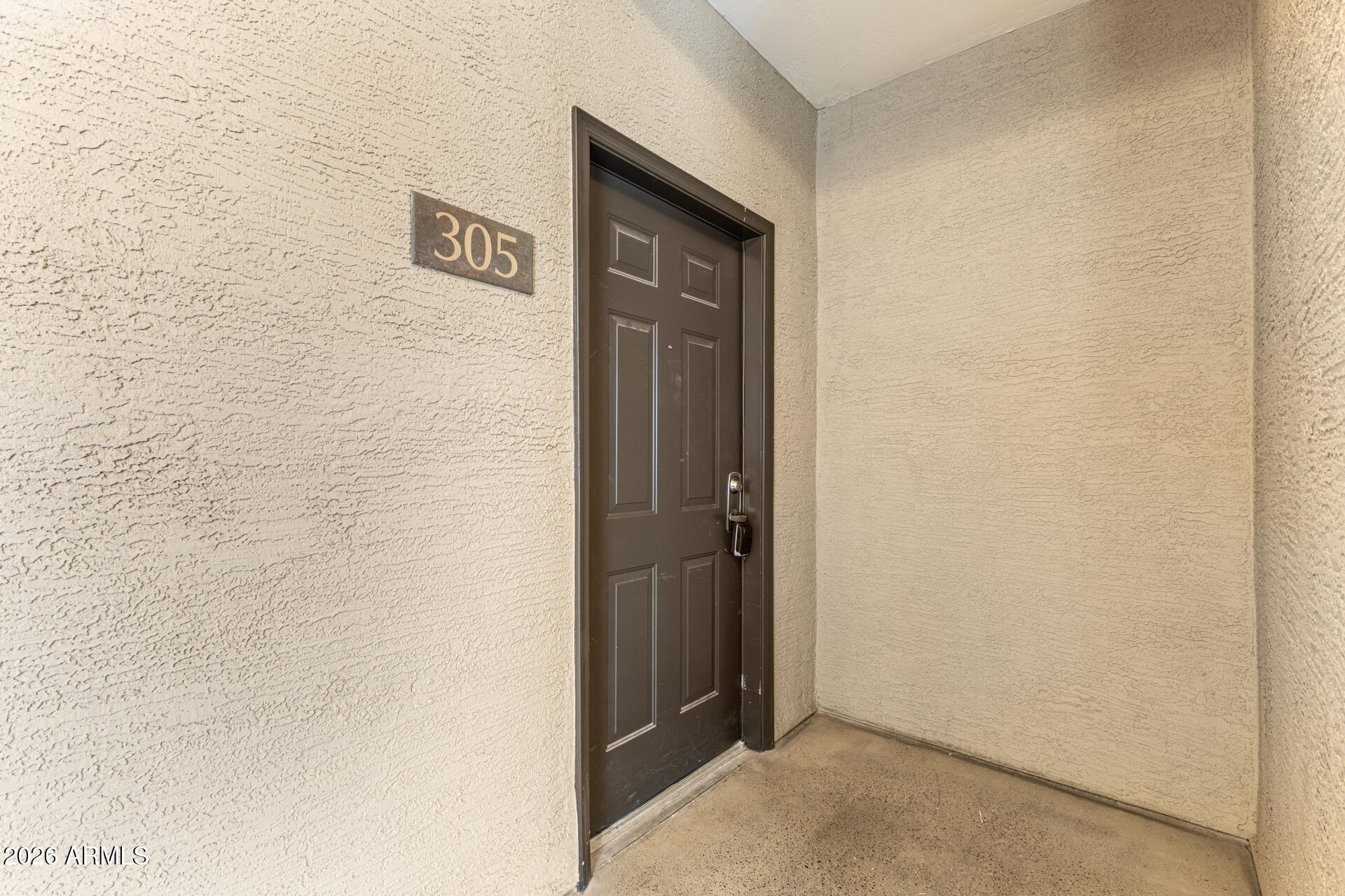 435 West Rio Salado Parkway, Unit 305 Tempe, AZ 85281 - Photo 17 of 44 a view of a hallway