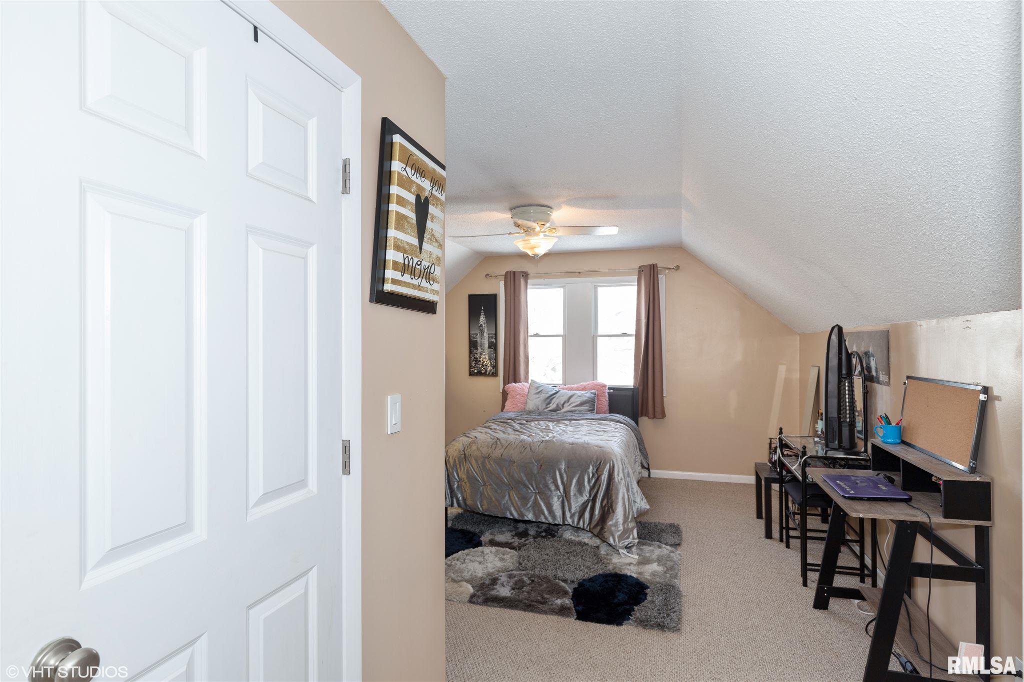 723 Schick Road Clinton, IA 52732 - Photo 12 of 17 Gallery Image 12