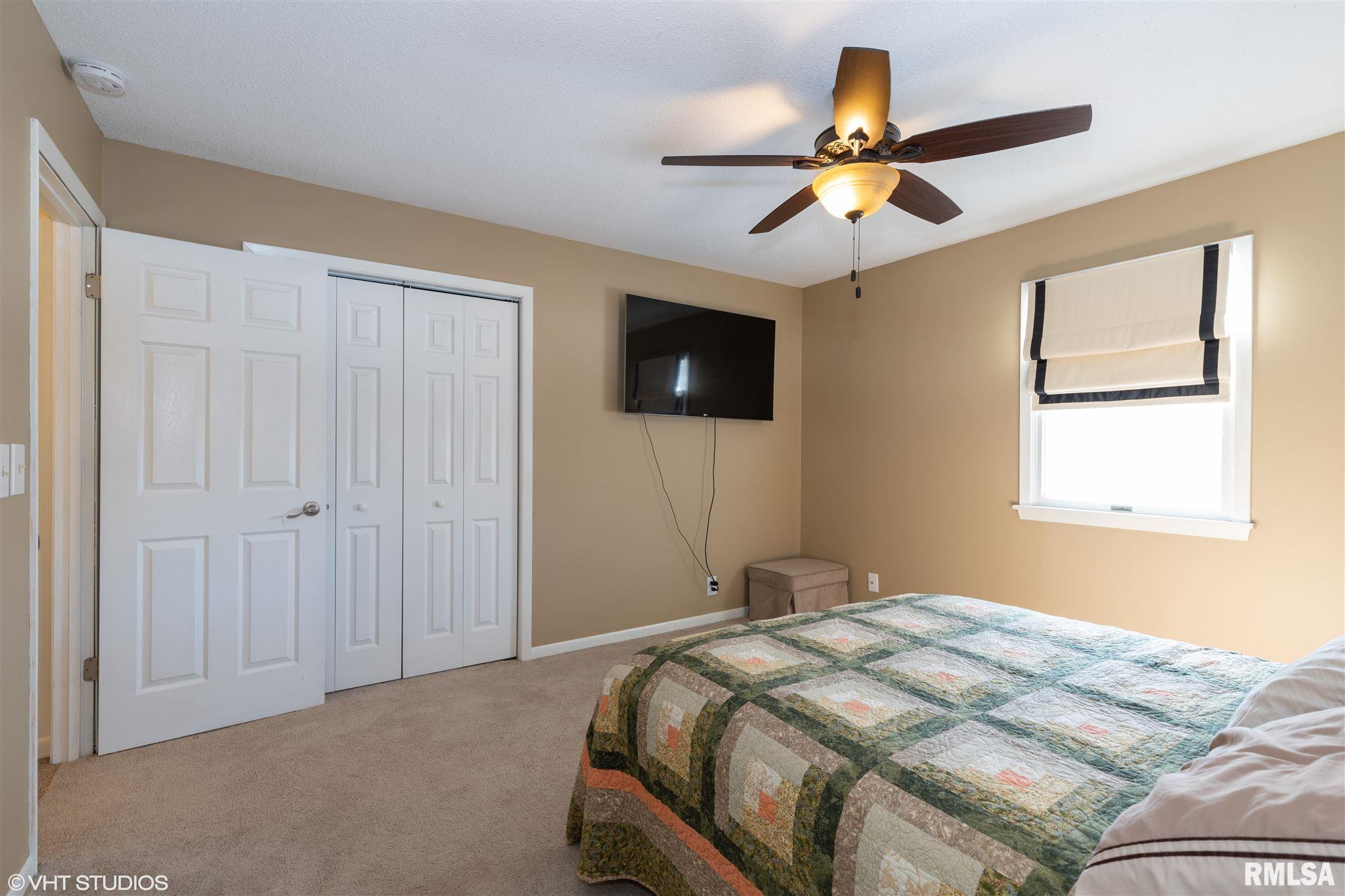 723 Schick Road Clinton, IA 52732 - Photo 13 of 17 Gallery Image 13