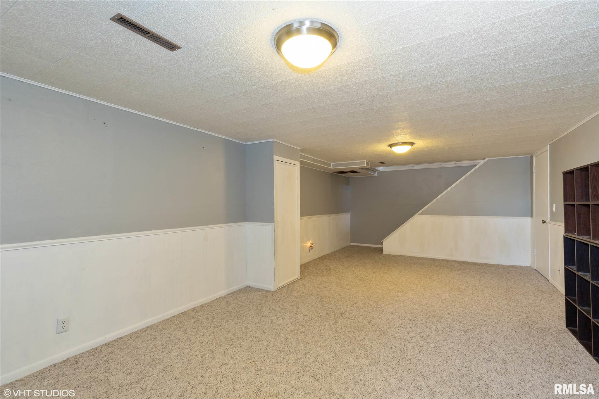 723 Schick Road Clinton, IA 52732 - Photo 16 of 17 Gallery Image 16
