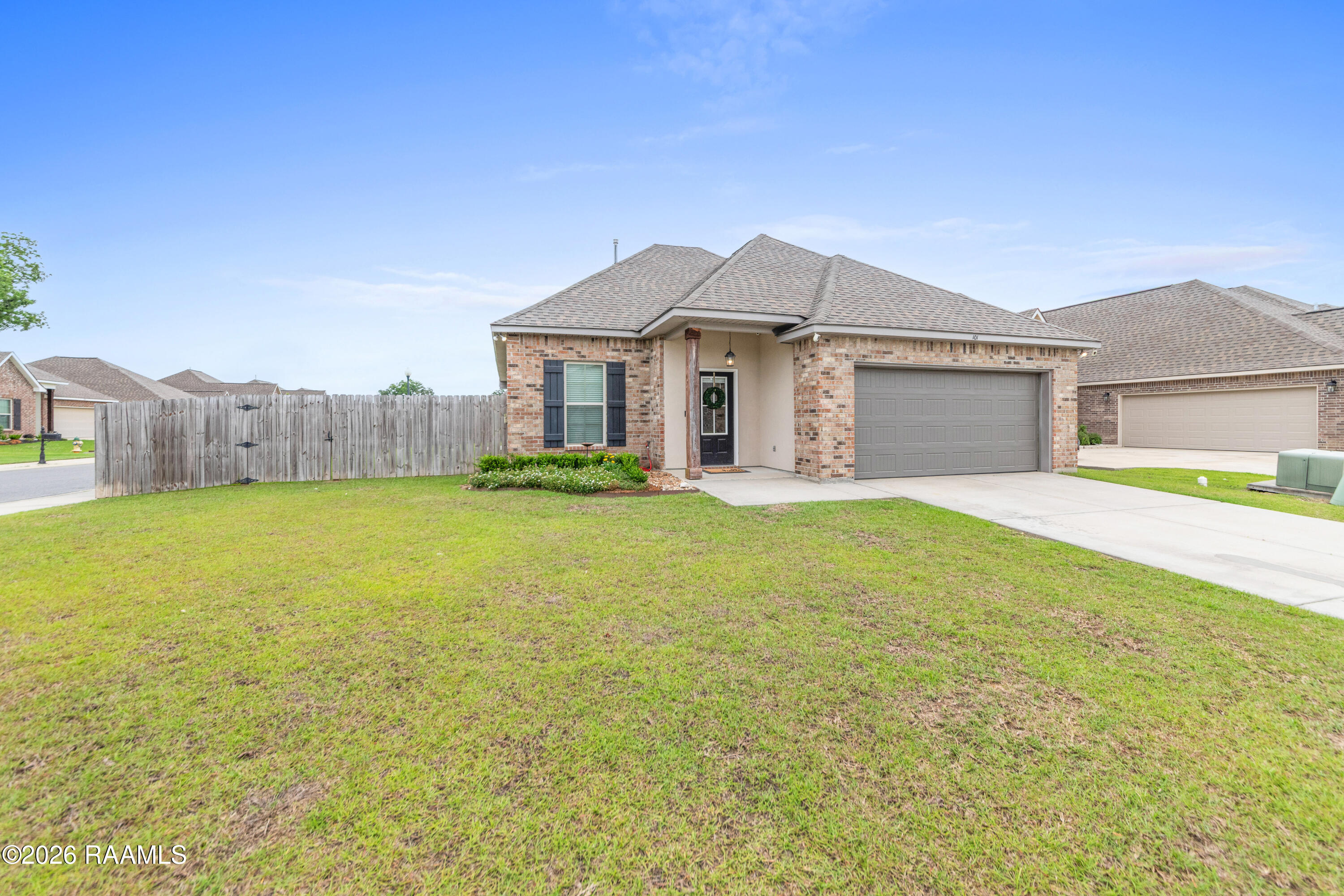 101 Red Deer Lane Broussard, LA 70518 - Photo 3 of 36 101 Red Deer Lane-3