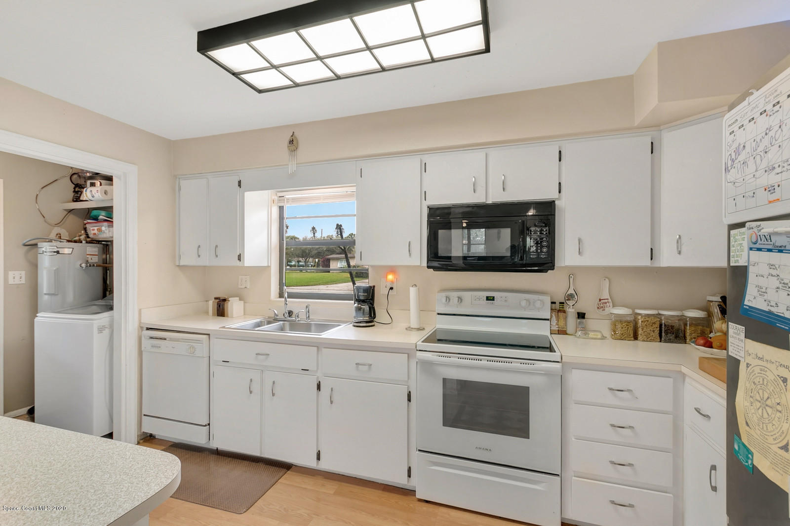 1014 Samar Road Cocoa Beach, FL 32931 - Photo 7 of 26 Kitchen