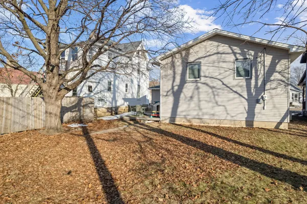 $265,000 | 1073 West King Street, Winona, MN 55987