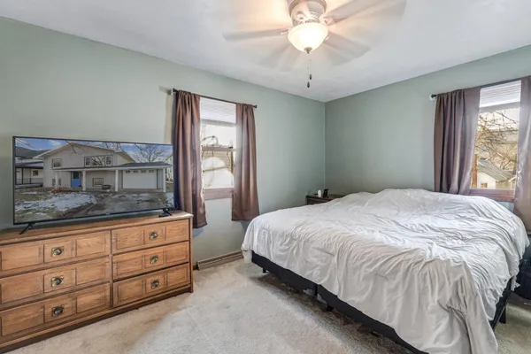 $265,000 | 1073 West King Street, Winona, MN 55987