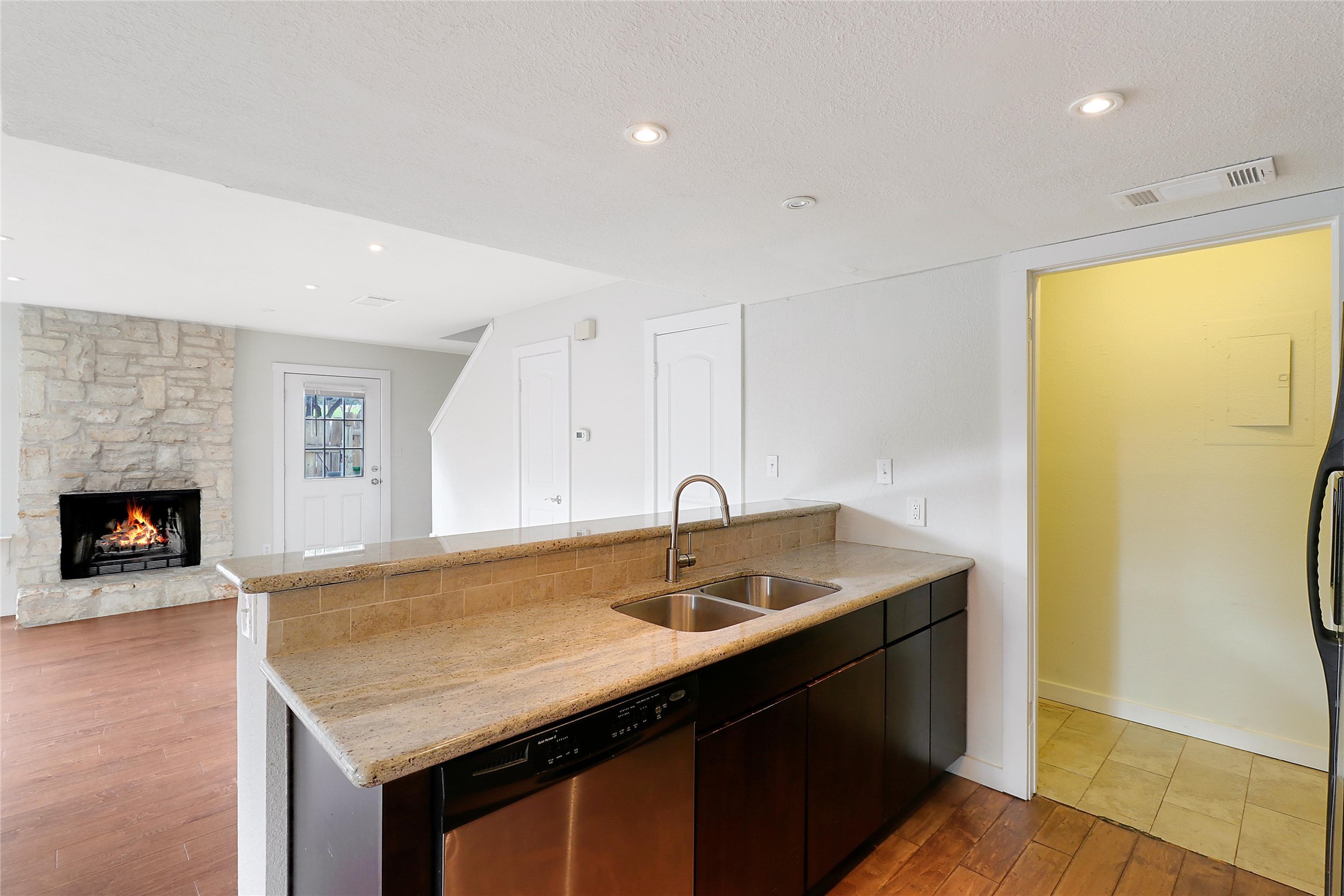 1501 Camp Craft Road, Unit B Austin, TX 78746 - Photo 7 of 15