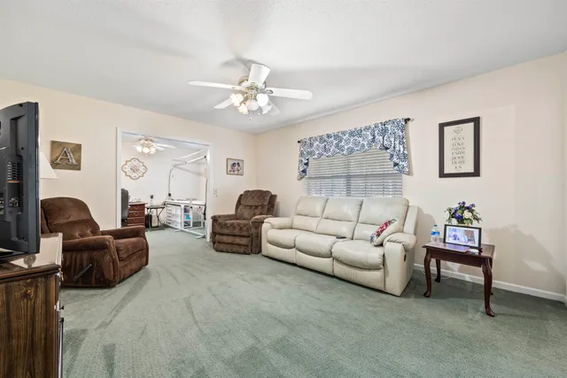 $335,000 | 3854 Northeast Ne Cr, Lee, FL 32059