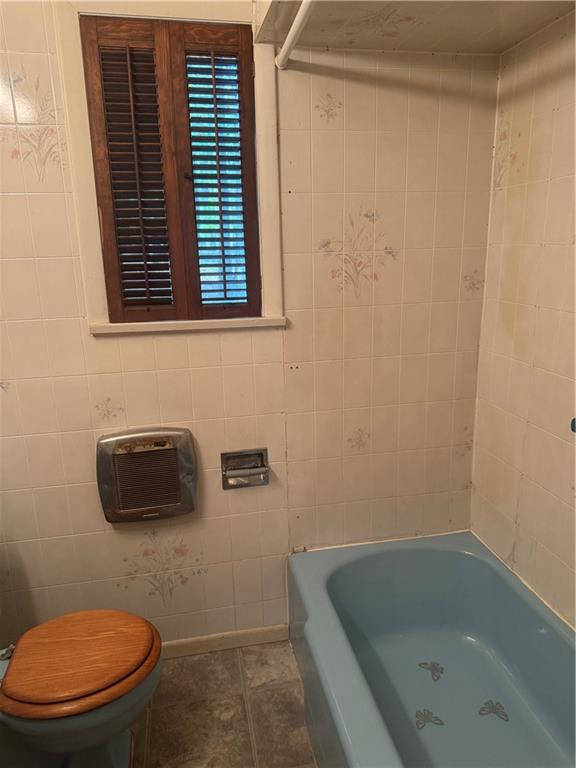 117 Chestnut Ridge Road Acme, PA 15610 - Photo 15 of 26 a bathroom with a sink and a toilet