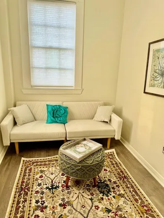 $2,900 | 114 17th Street, Galveston, TX 77550