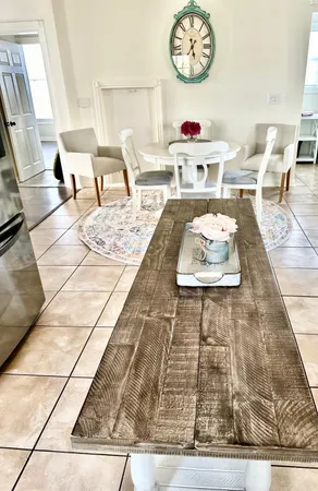 $2,900 | 114 17th Street, Galveston, TX 77550