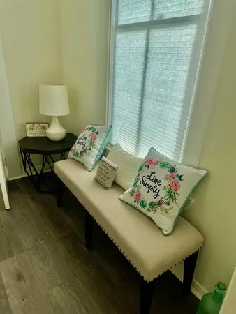 $2,900 | 114 17th Street, Galveston, TX 77550