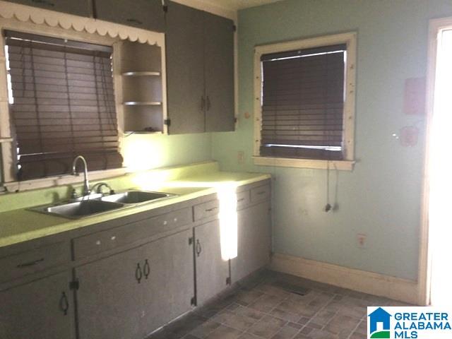 320 Blue Mountain Road Anniston, AL 36201 - Photo 8 of 36